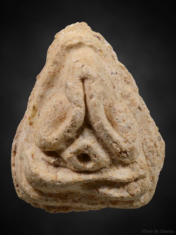 พระปิดตาจิ๋ว รุ่นแรกครูบาจันต๊ะ ปี 2537 