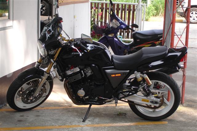 ขาย HONDA CB400 super4 VERTION S สีดำหล่ออย่างเทพ