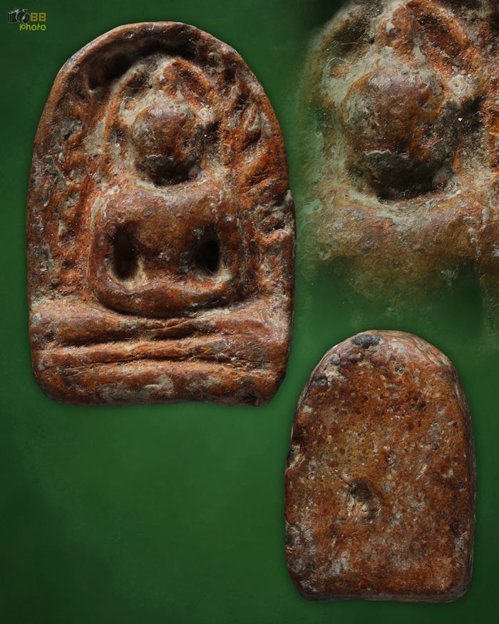 พระกำแพงซุ้มกอ