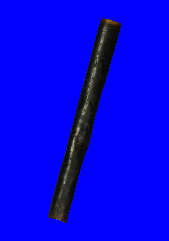 ตะกรุดอาจารย์ฝั้น อาจาโร (ท่อยางสีเขียว) ขนาดความยาวโดยประมาณ 3.5 นิ้ว