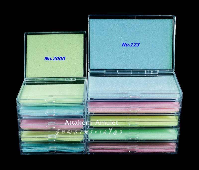 กล่องอะคริลิคใส่พระ 2 รุ่น 2 ขนาด (No.2000+No.123) รวม 10 ใบ เคาะเดียวครับ 285 บาท