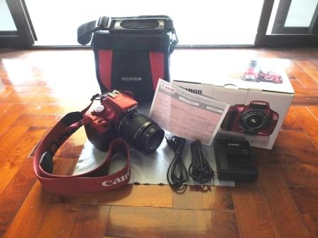 Canon1100D สีแดง สภาพเยี่ยม,อุปกรณ์ครบ