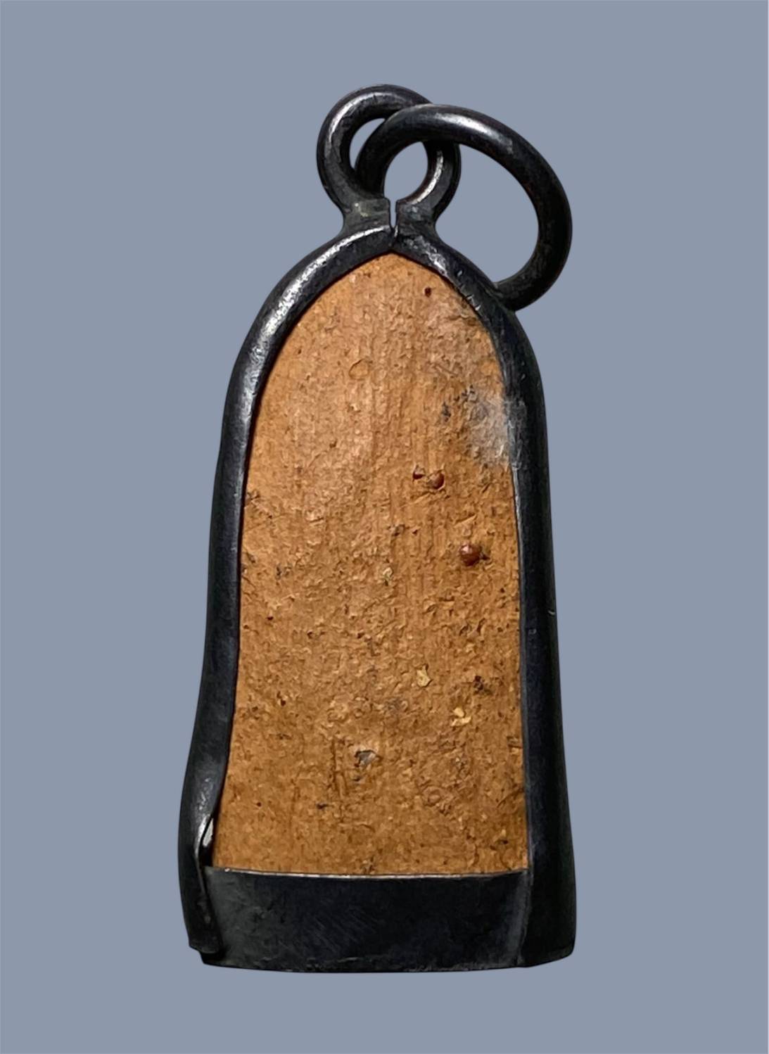 พระรอดวัดพระสิงห์เลี่ยมเงินโบราญ