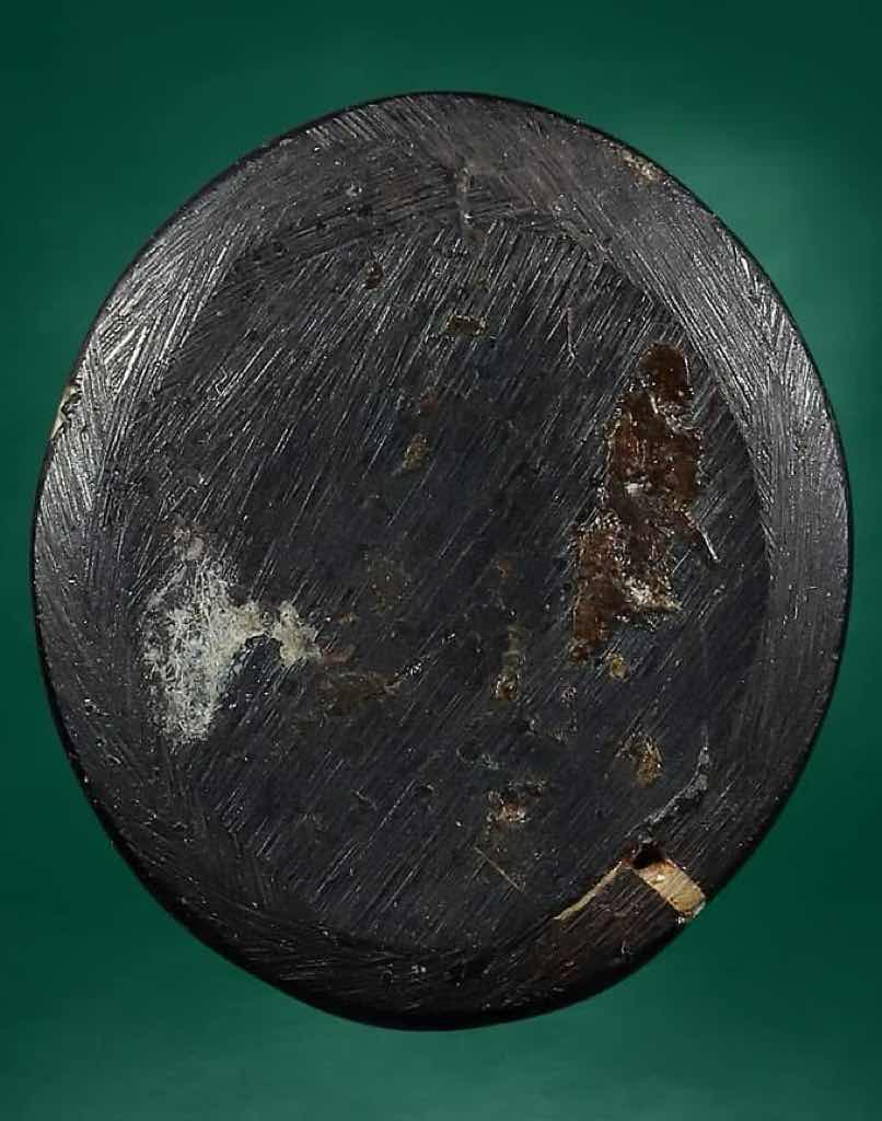 เหล็กไหลอาจารย์ชุม ไชยคีรี  สำนักเขาอ้อ