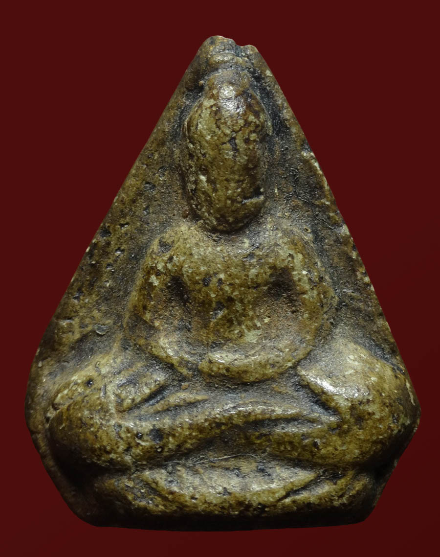 หลวงพ่อลี พิมพ์ห้าเหลี่ยมเนื้อผง ปี 2500