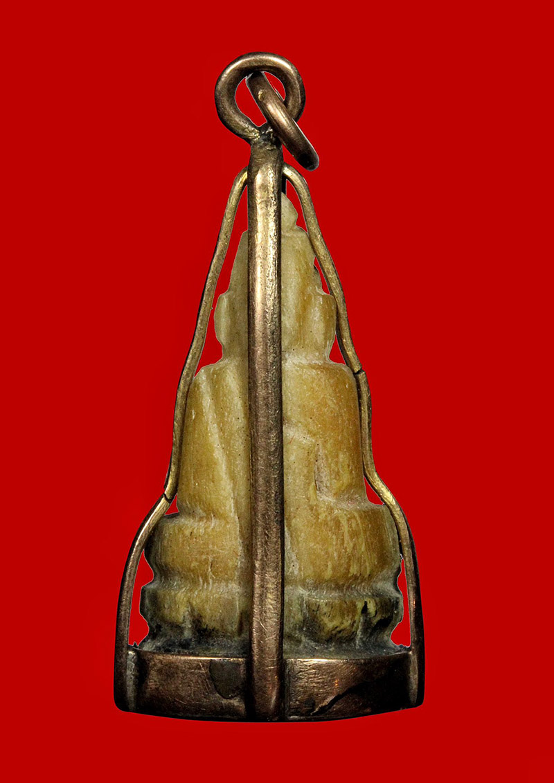 พระพุทธงาแกะ ปางสมาธิ (ศิลปะล้านนา)