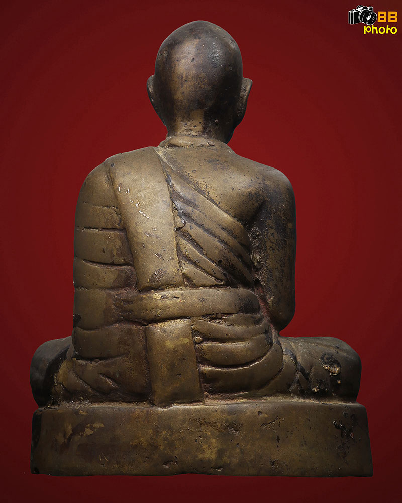 พระบูชารูปเหมือนบูชาครูบาเจ้าศรีวิชัย ออกวัดพระสิงห์ ปี 2495 ขนาดหน้าตัก 3 นิ้ว