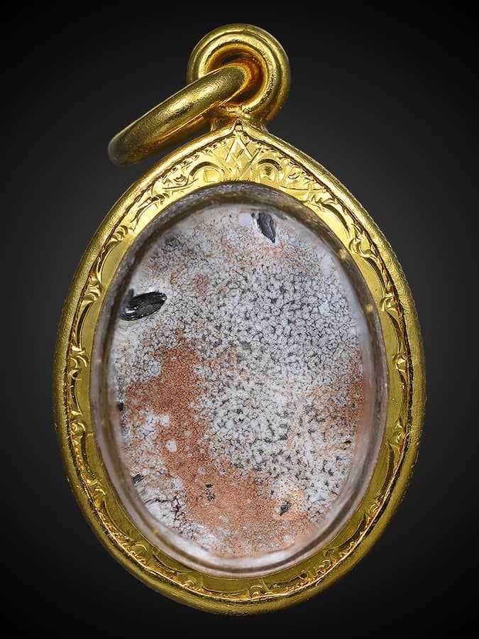 ล็อกเก็ตรุ่นแรกครูบาวัง วัดบ้านเด่น