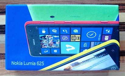 ขาย Kokia Lumia 625 พร้อมอุปกรณ์ 