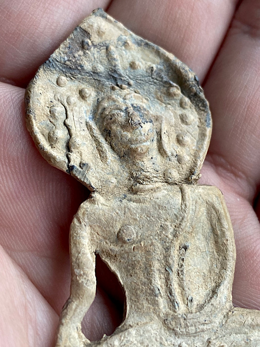 พระเชียงแสน พิมพ์โพธิ์เม็ด ตะกั่วสนิมแดง