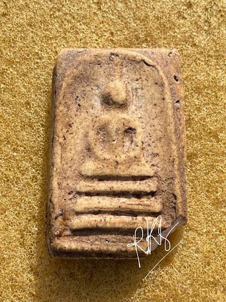 พระสมเด็จพิมพ์เส้นด้ายเล็ก กรุวัดอินทร์