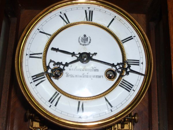 นาฬิกาลอนดอนตราแผ่นดินสมัยร.5 ยี่ห้อ mauthe