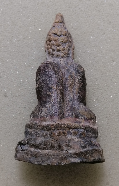 พระแก้บน เนื้อสนิมแดง