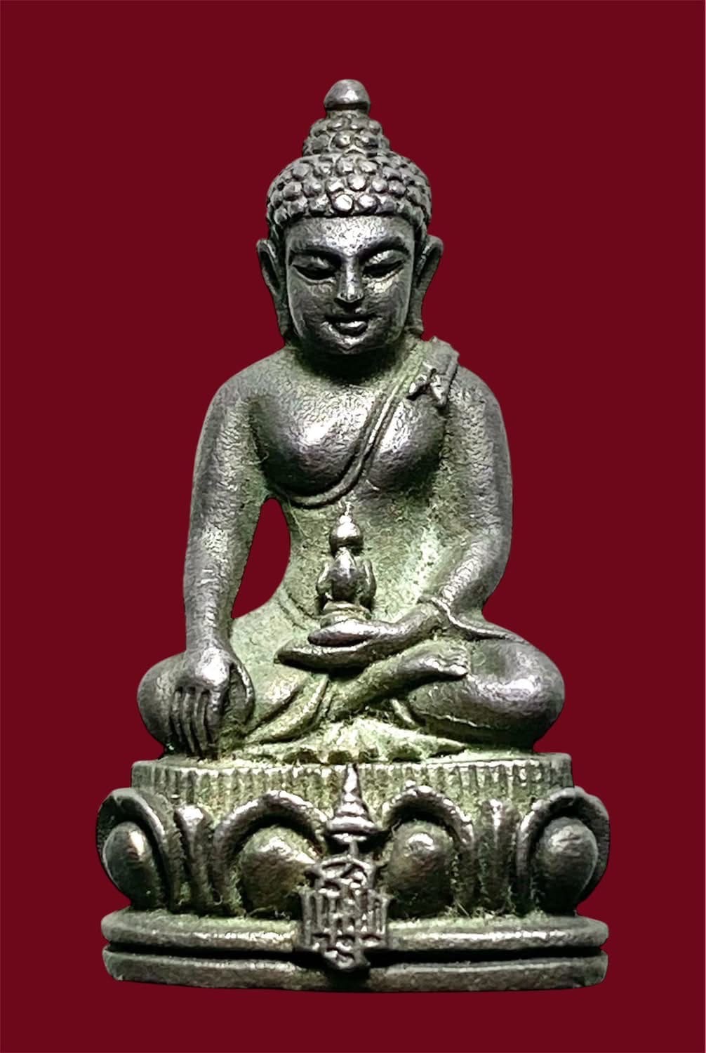 พระกริ่งราชมงคล​ เนื้อเงิน​ หมายเลข​ 212