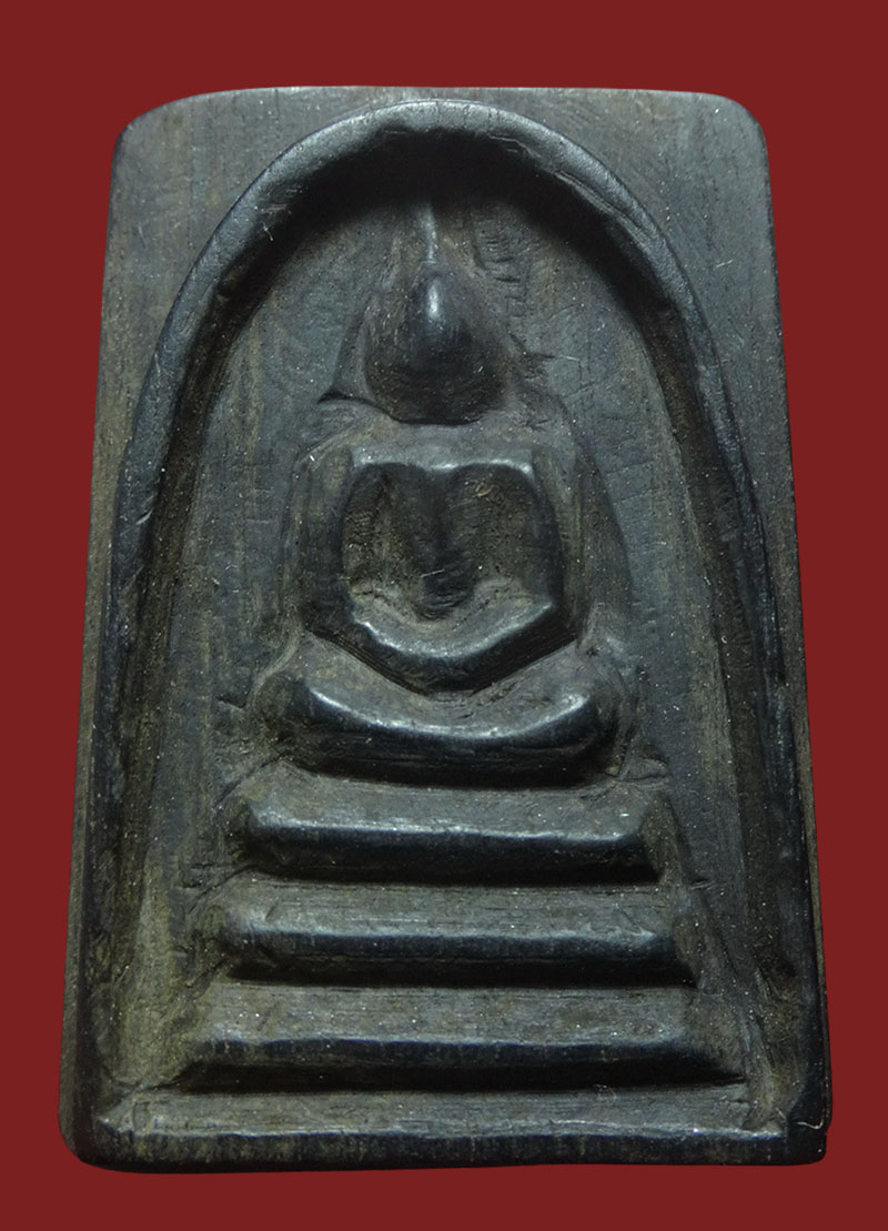 สมเด็จไม้งิ้วดำแกะมือ ครูบาบุญชุ่ม