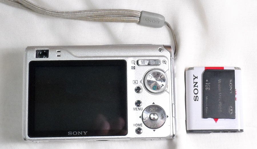  กล้องดิจิตอล Sony Cybershot DSC-W200 12.1 ล้าน ครับ
