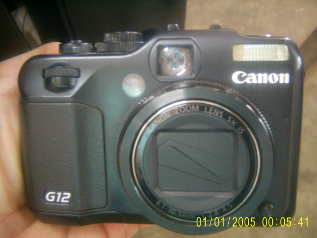 ขายกล้องถ่ายรูป Canon Power Shot G12 รุ่นใหม่ใช้ได้ไม่นานครับพอดีชื้อกล้องตัวใหม่ครับเลยต้องขายอันนี