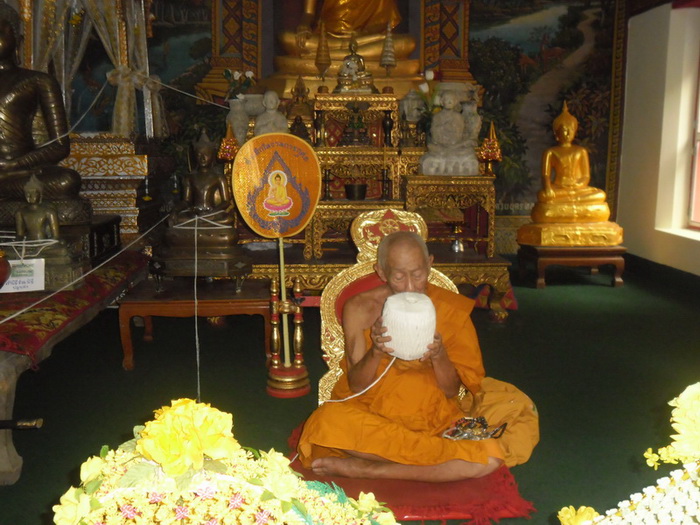 ประมวลภาพวันกตัญญูนุสรณ์พระครูสิริธรรมโฆษิต วัดปากกอง และพิธีอธิฐานจิตปลุกเสกเหรียญครุูบาอินถาวัดยั้