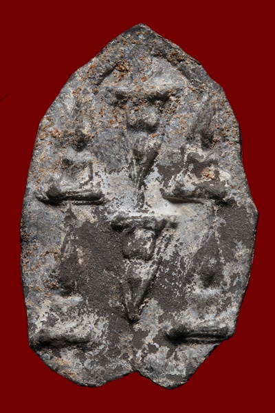 พระนางข้างเม็ด กรุวัดเขาพนมเพลิง พิมพ์หกพระองค์ เนื้อชินเงิน จ.สุโขทัย 