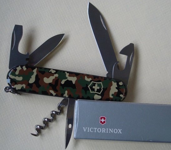 มีดVICTORINOX ลายทหารราคาไม่แพงค่ะเคาะเดียว