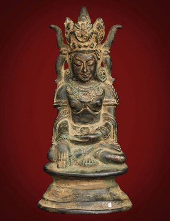 พระบูชาแบบยุงโล CROWNED BUDDHA.