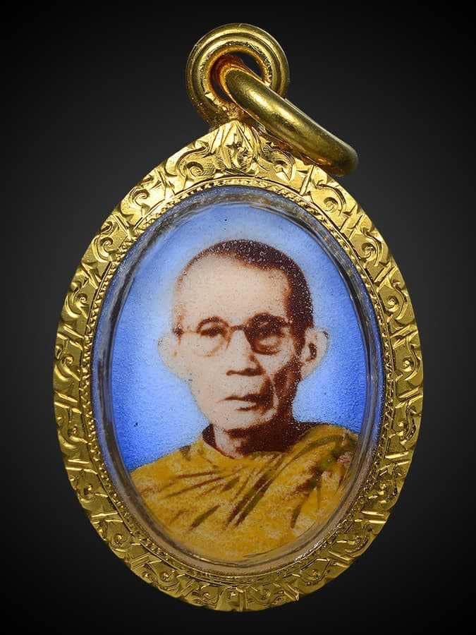 ล็อกเก็ตรุ่นแรกครูบาวัง วัดบ้านเด่น